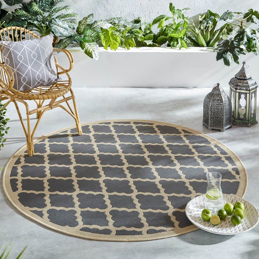Image for 5 Ways To Create An Outdoor Staycation Oasis