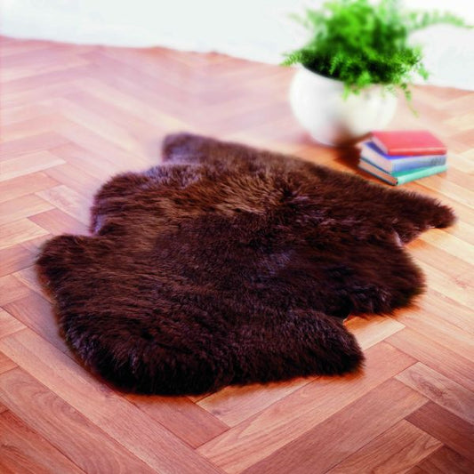 Image for Product comparison: skins/pelts v synthetic rugs