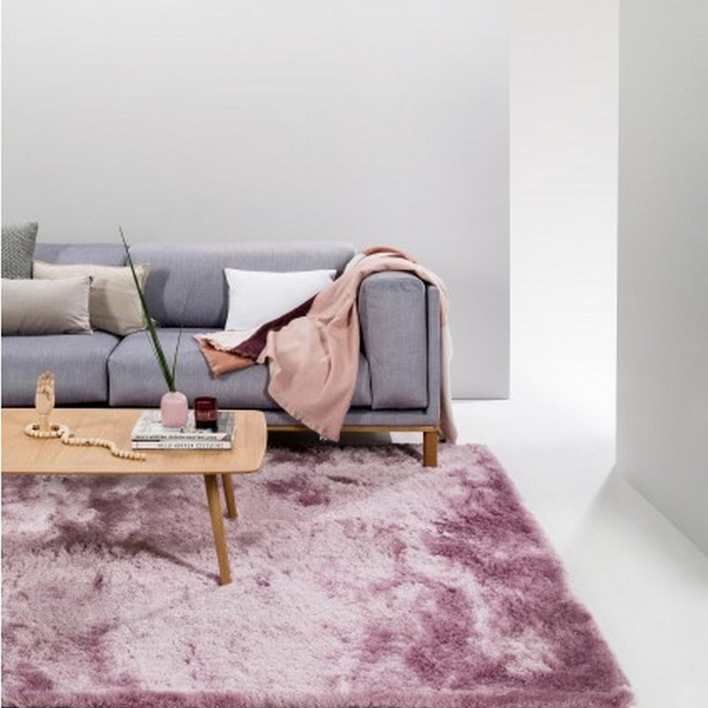 Whisper Shiney Plain Shaggy Rugs in Pink
