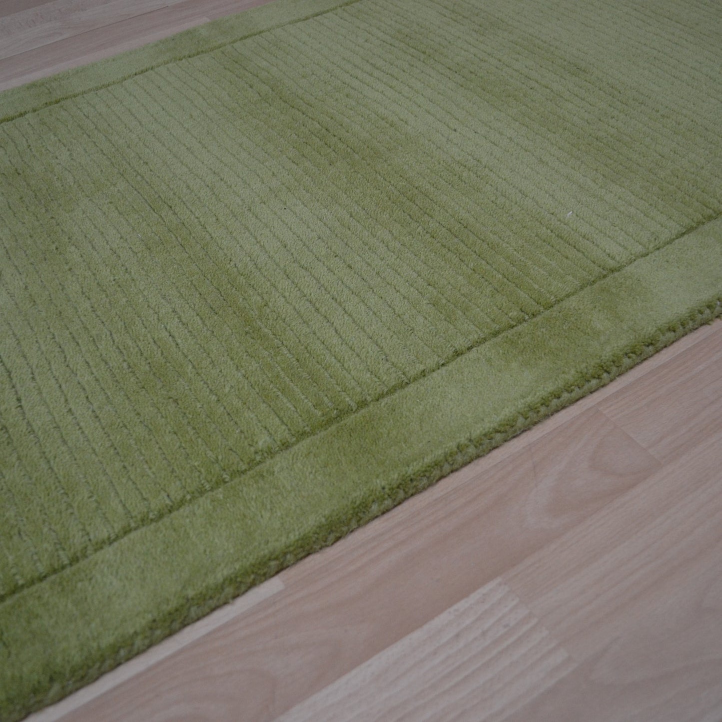 York Plain Wool Hall Runner Rugs in Green