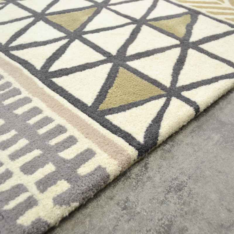 Scion Raita Rugs 24701 in Taupe