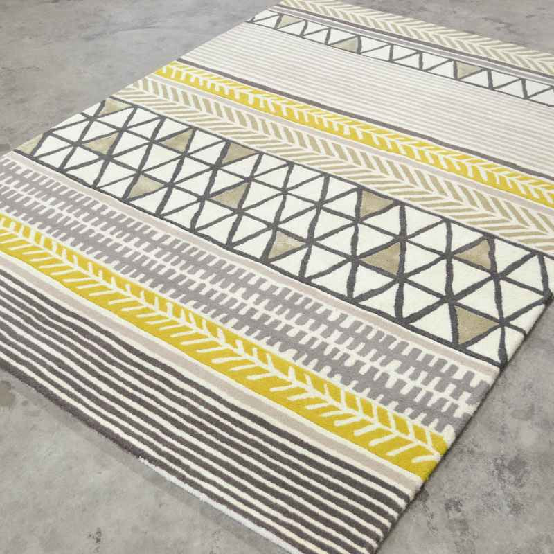 Scion Raita Rugs 24701 in Taupe