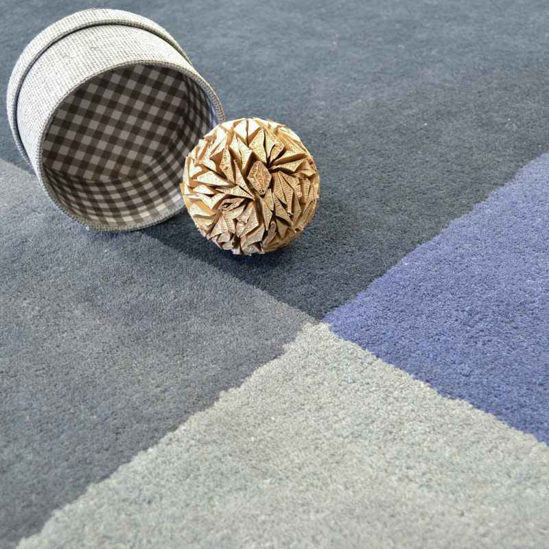 Plaid Rugs 57804 by Ted Baker in Grey