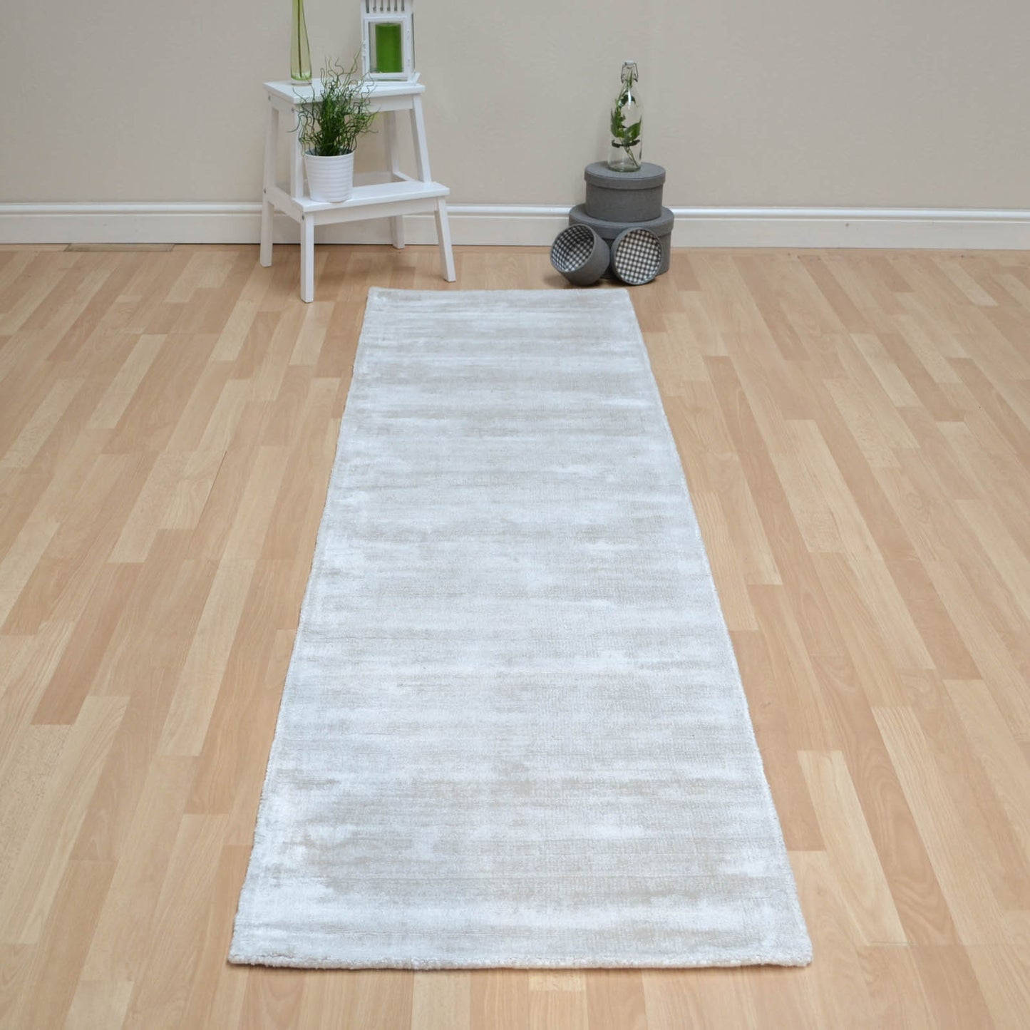 Blade Hallway Runners in Putty