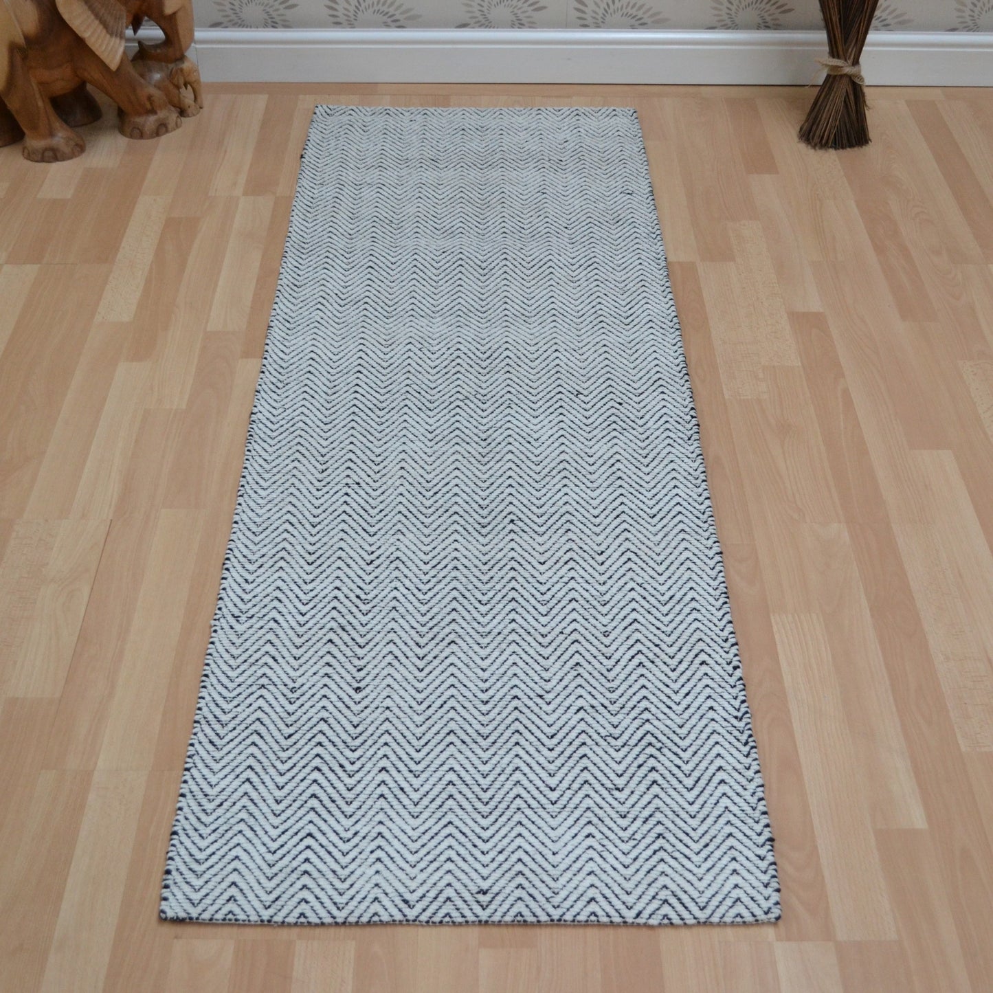 Ives Modern Chevron Pattern Hallway Runner Rug in Black White