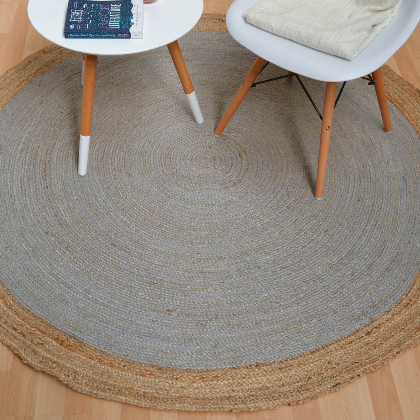 Faro Circular Round Jute Hand Braided Modern Rugs in Silver