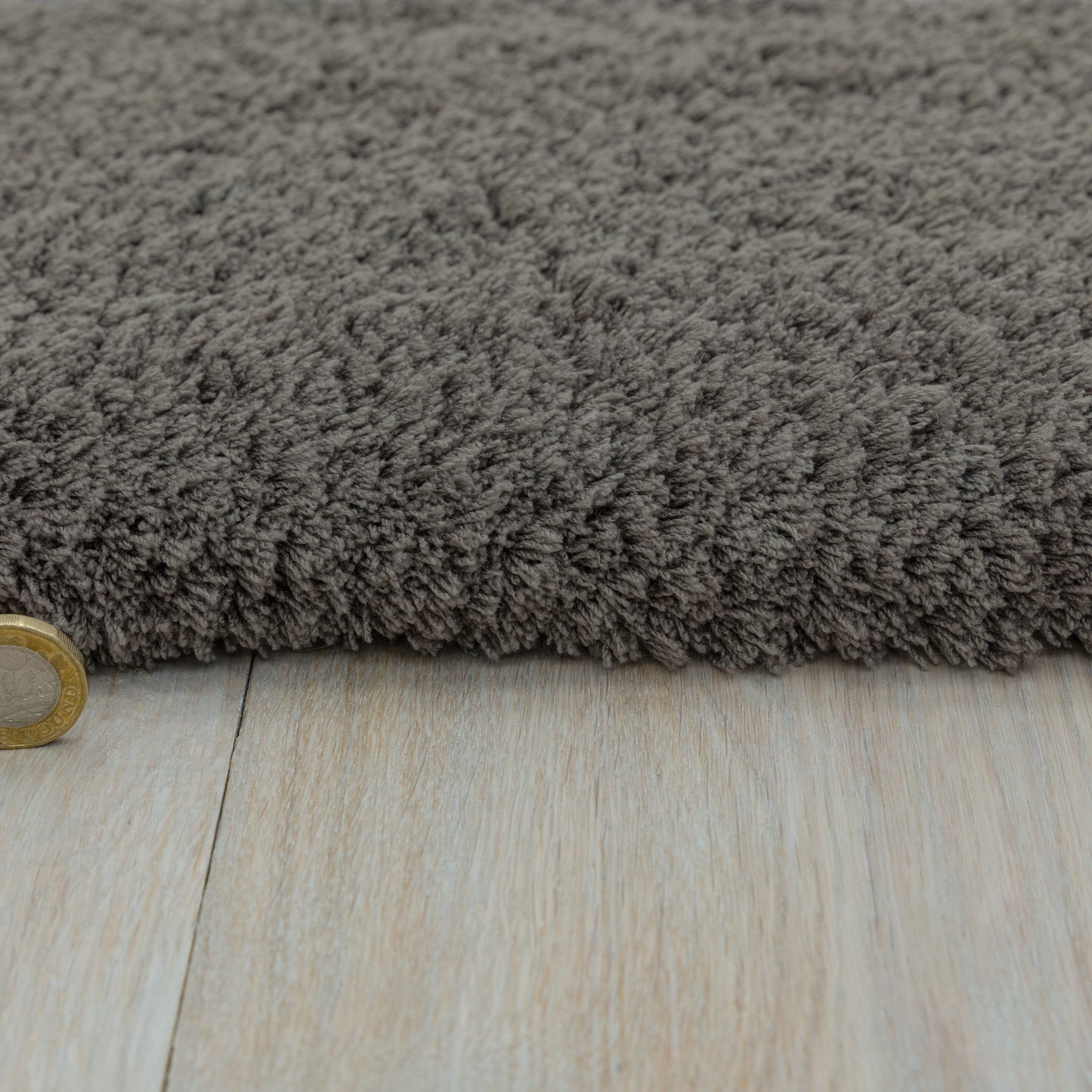 Lulu Shaggy Rugs in Smoke