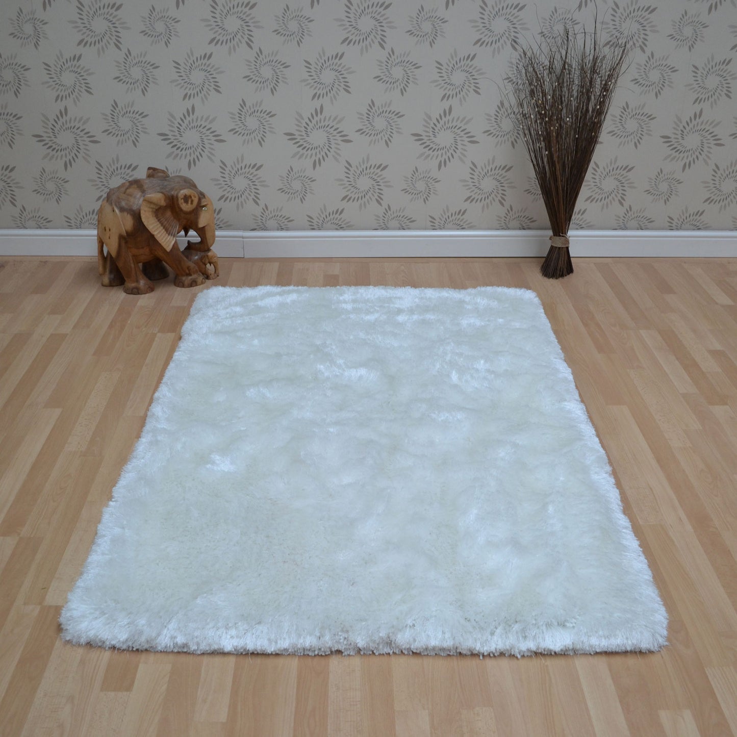 Plush Plain Modern Shaggy Rugs in White