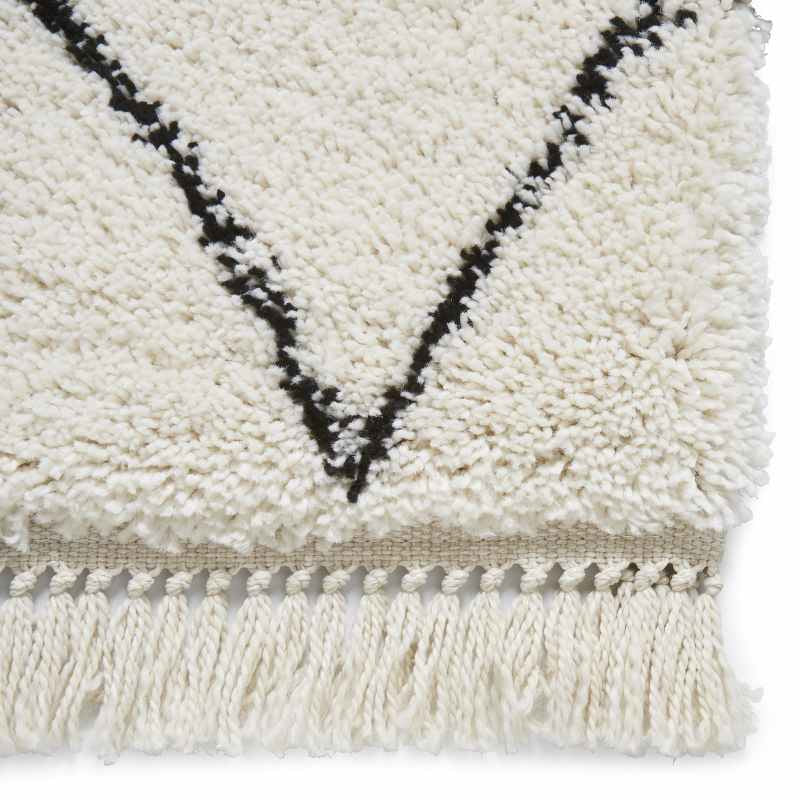 Boho 8280 Berber Shaggy Modern Rugs in White Black