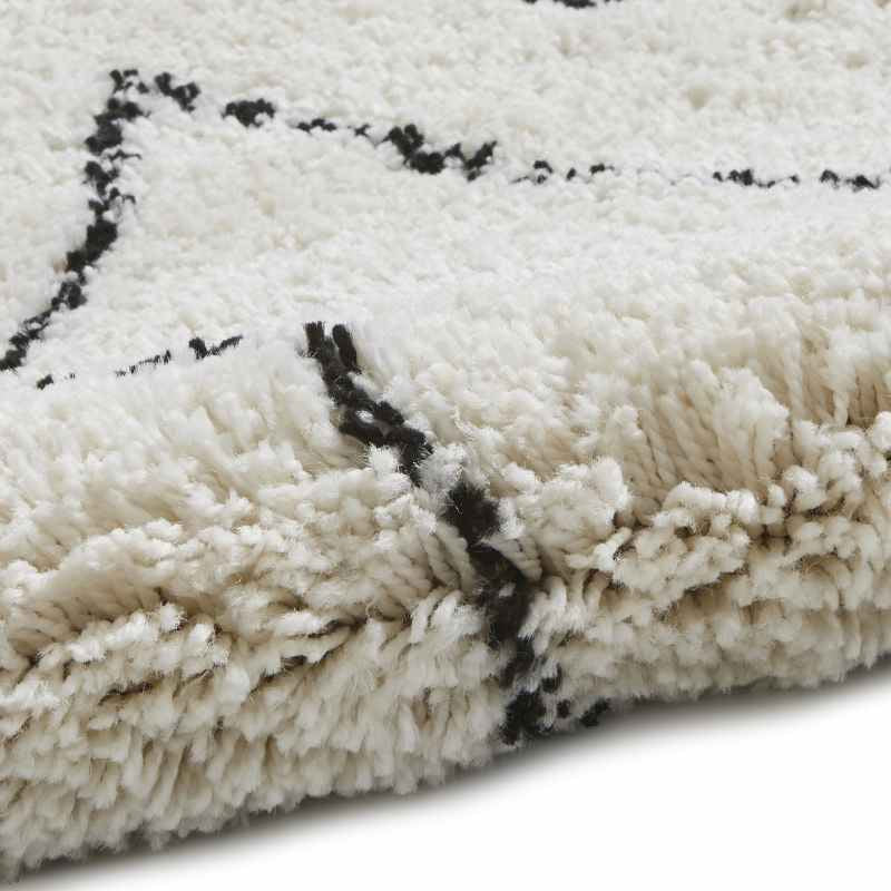 Boho 8280 Berber Shaggy Modern Rugs in White Black