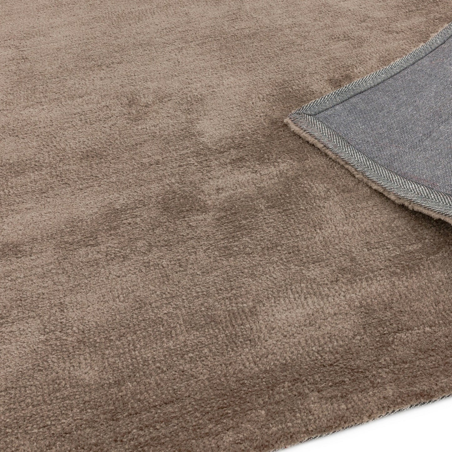 Milo Rugs in Mink