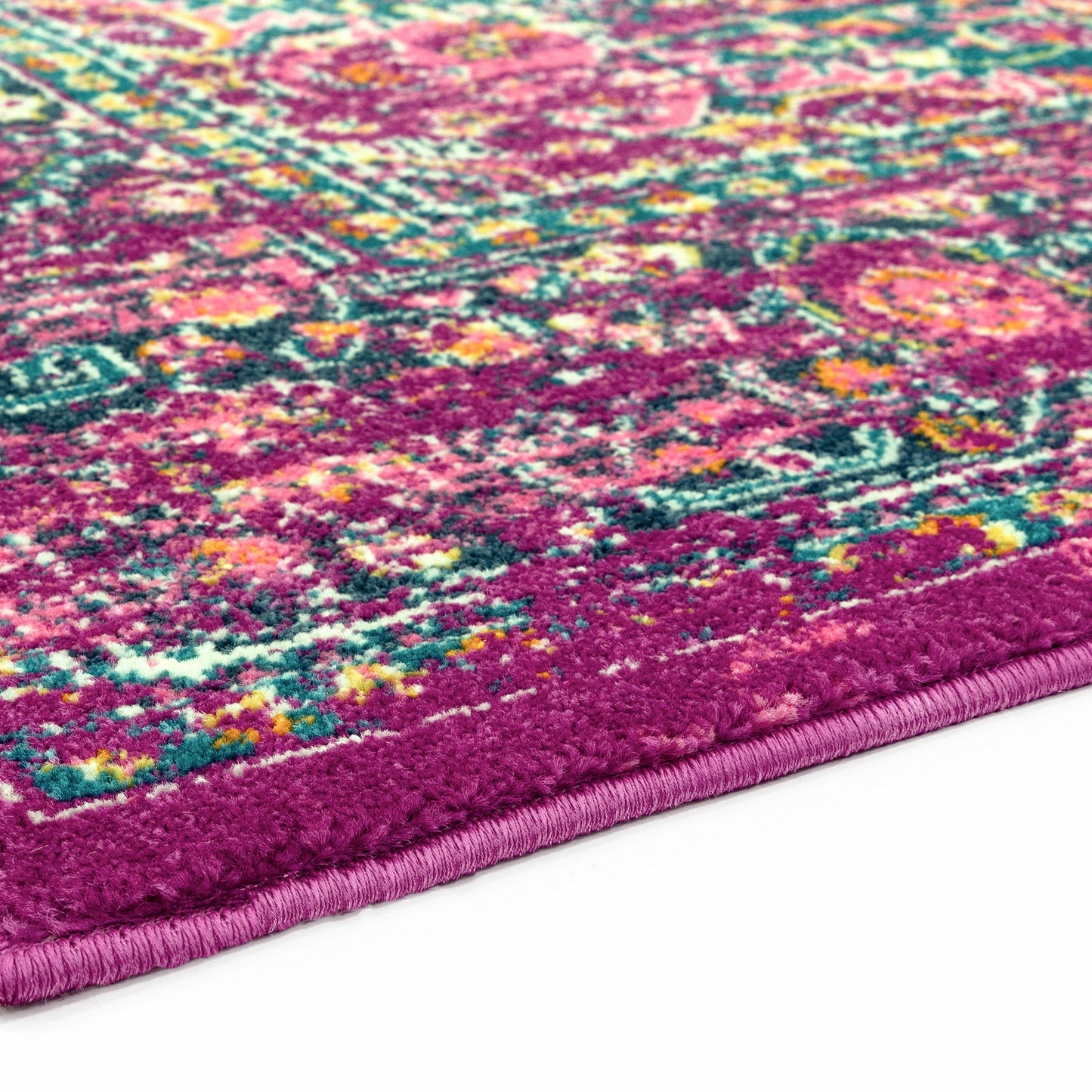 Colt CL04 Medallion TraditionalRugs in Fuchsia