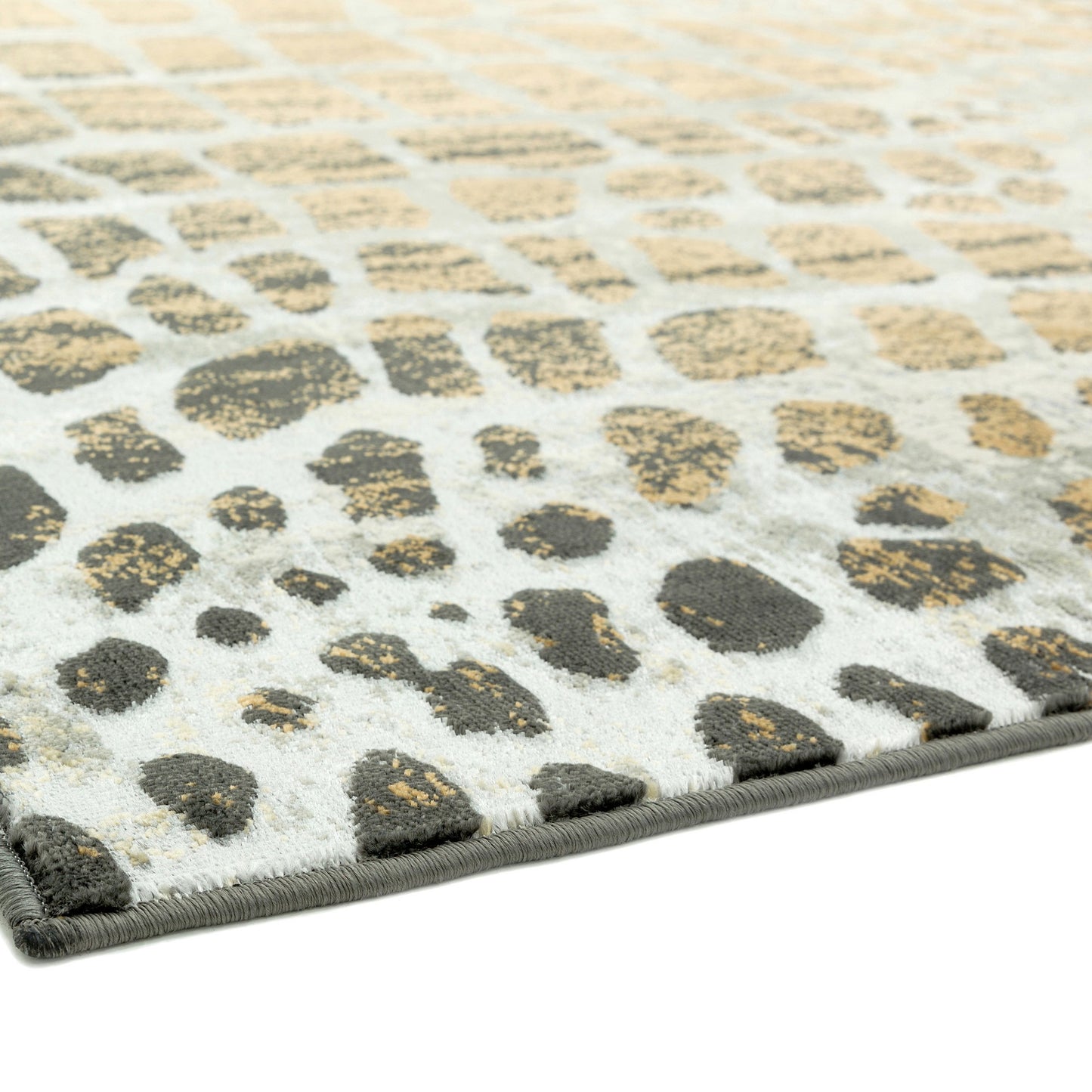 Quantum Giraffe QU02 Rugs in Beige Brown