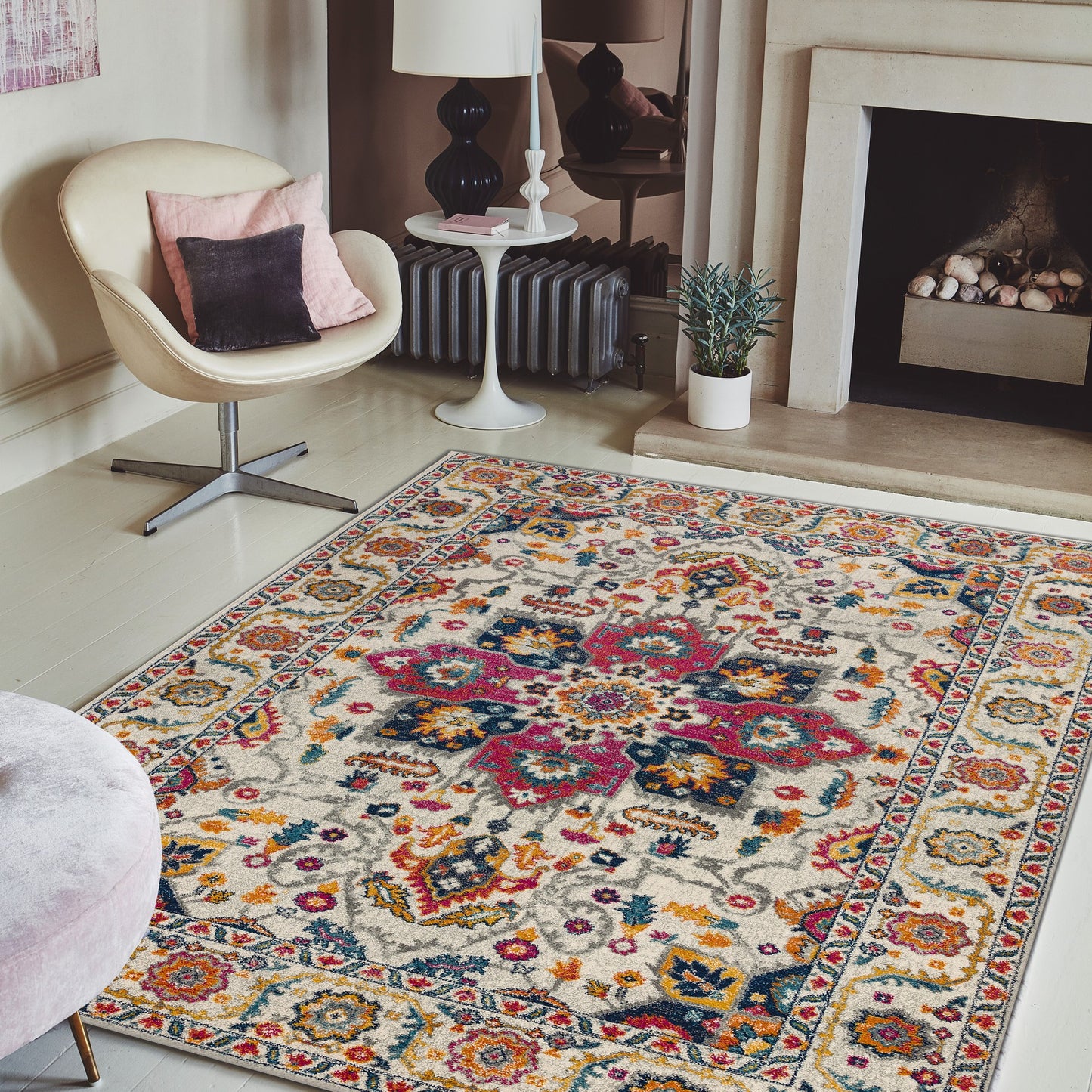 Nova Persian Rugs NV24 in White Multi