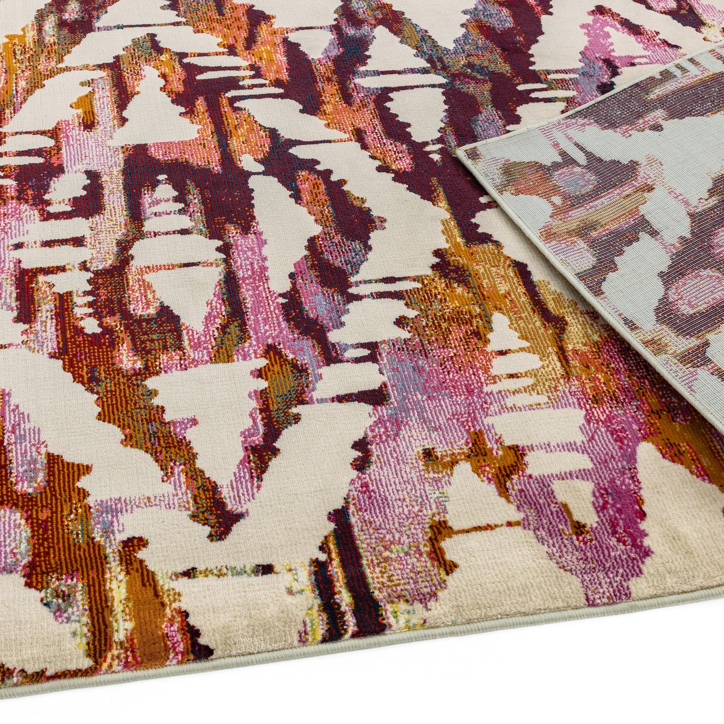 Amelie Diamond Geometric Rugs in AM01 Multi