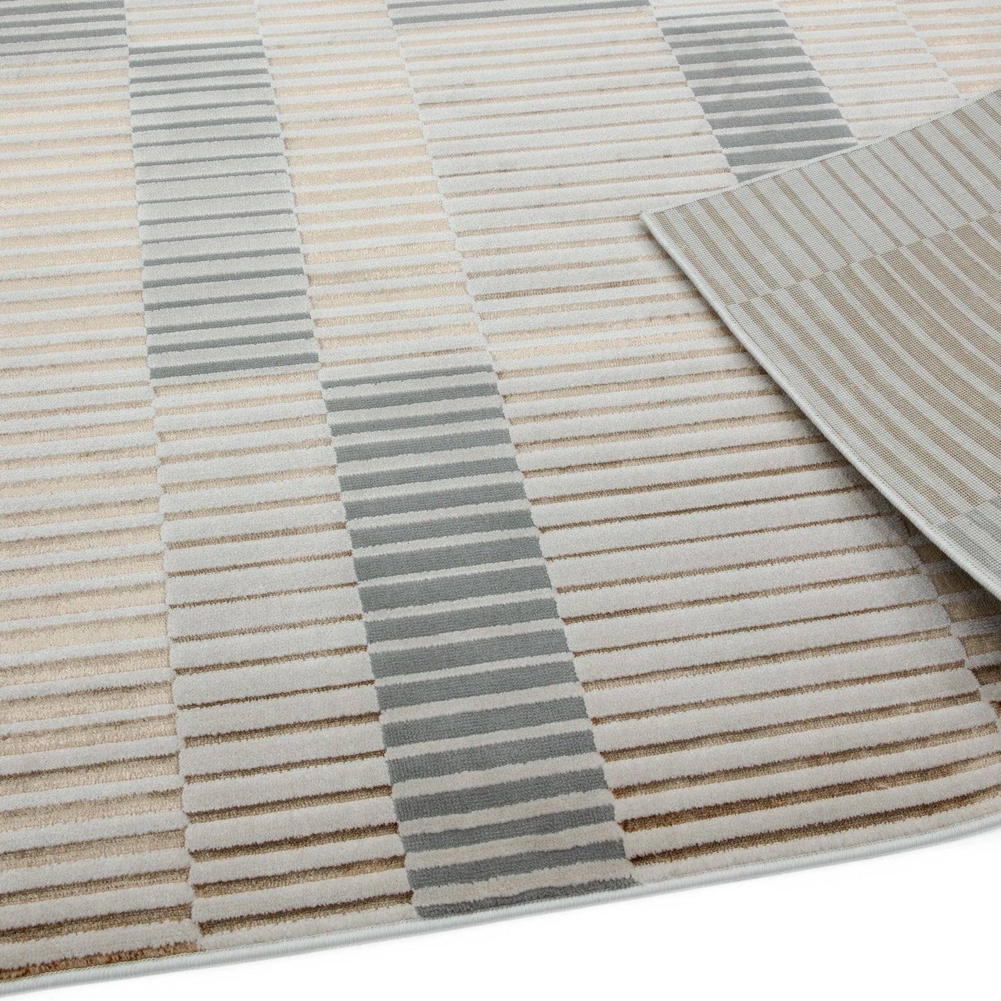 Aurora Ripple AU14 Geometric Rugs in Metallic Gold Silver