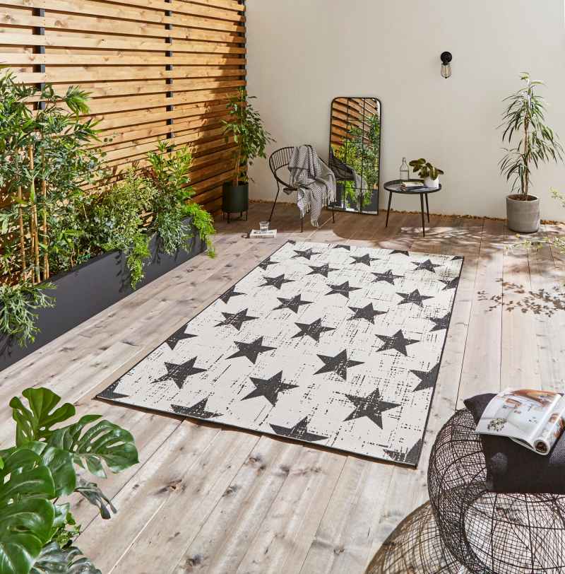 Santa Monica 48648 Indoor Outdoor Star Rug in White Black