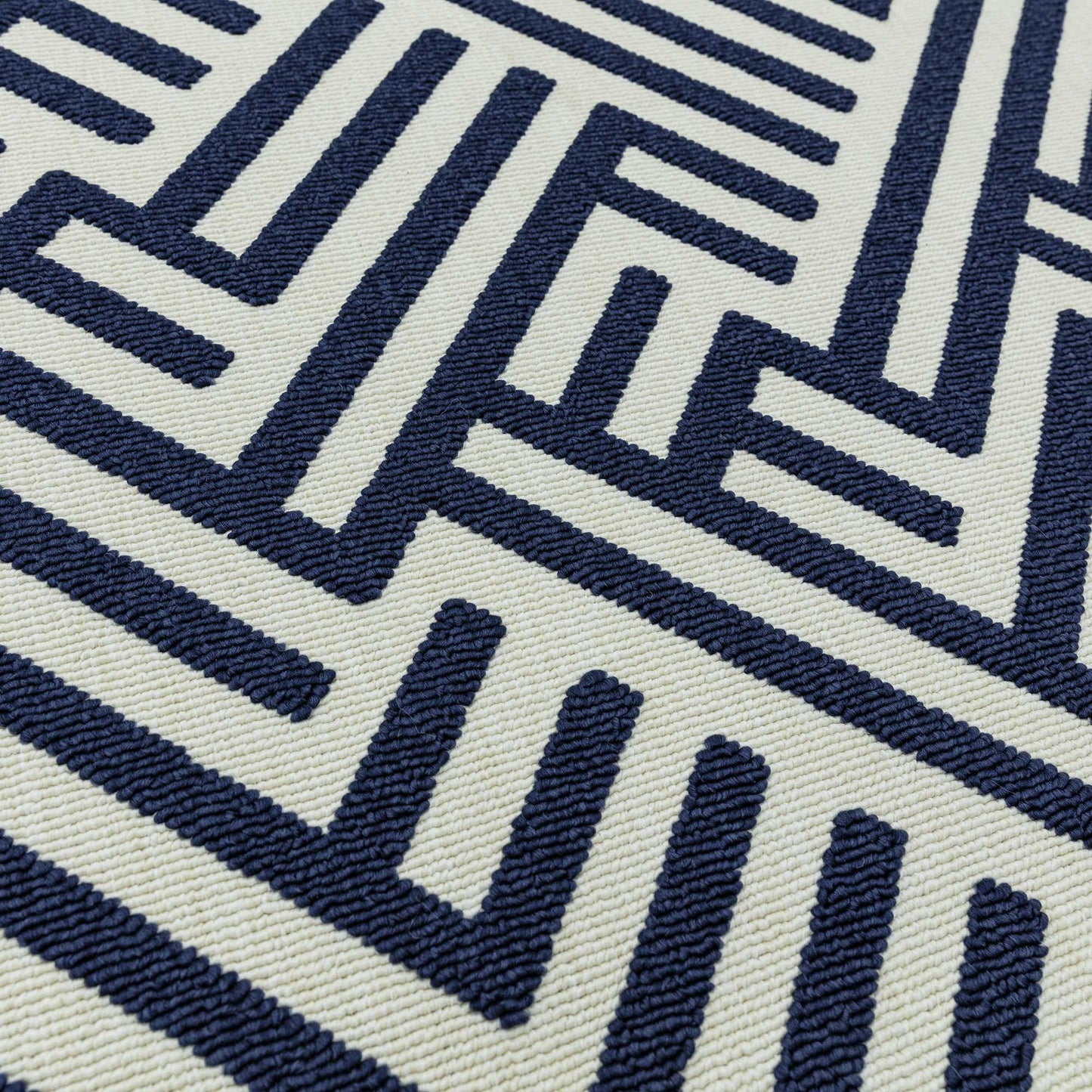 Antibes Linear Geometric Indoor Outdoor Rugs in AN04 Blue White