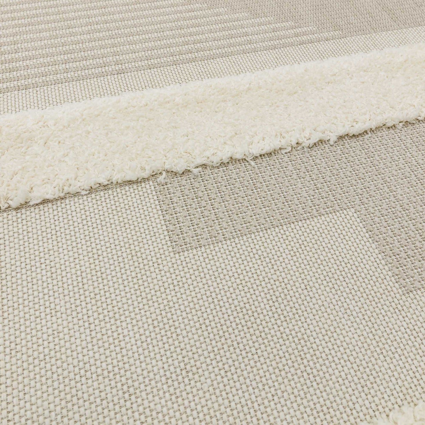 Monty Geometric Indoor Outdoor Rugs in MN06 Natural Cream