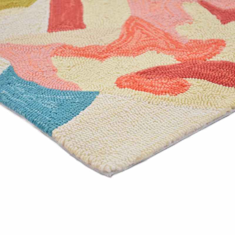 Verdaccio Outdoor Floral Rugs 442802 in Coral by Harlequin