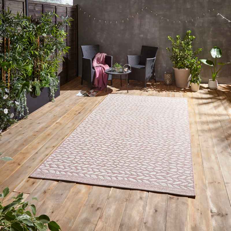 Coast A055 Indoor Outdoor Rug in Rose Cream