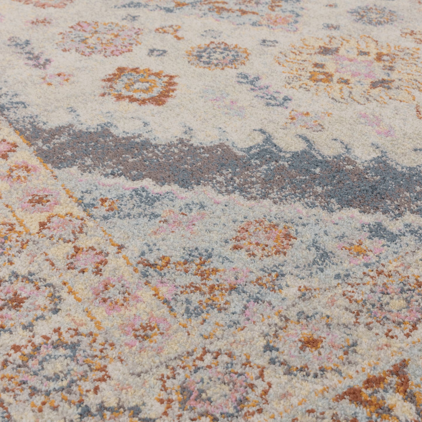 Flores Fiza FR06 Traditional Persian Medallion Rugs in Multi