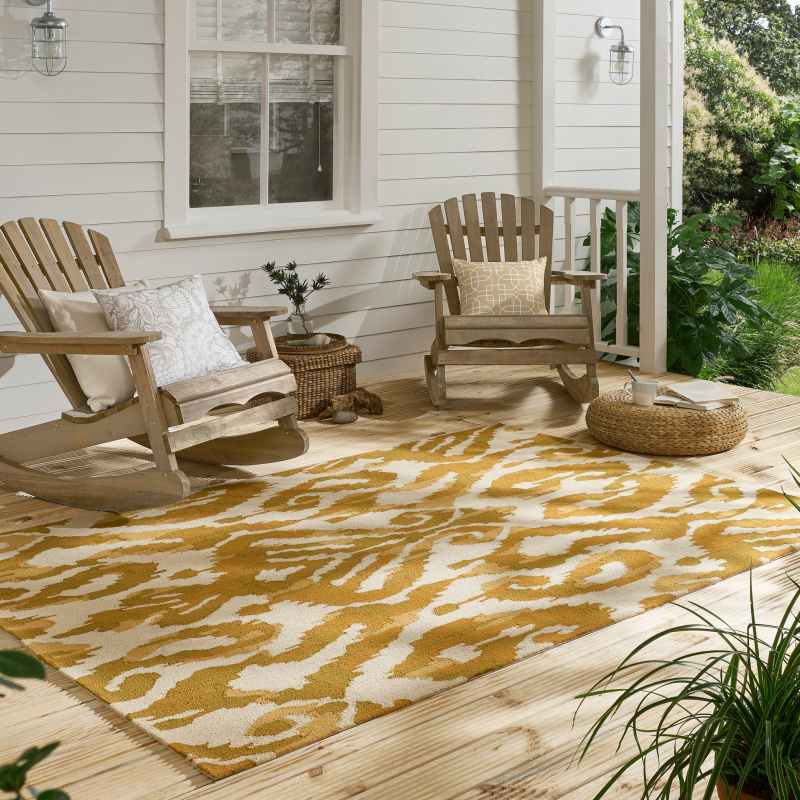 Kasuri Indoor Outdoor Rugs 446203 by Sanderson in Ochre