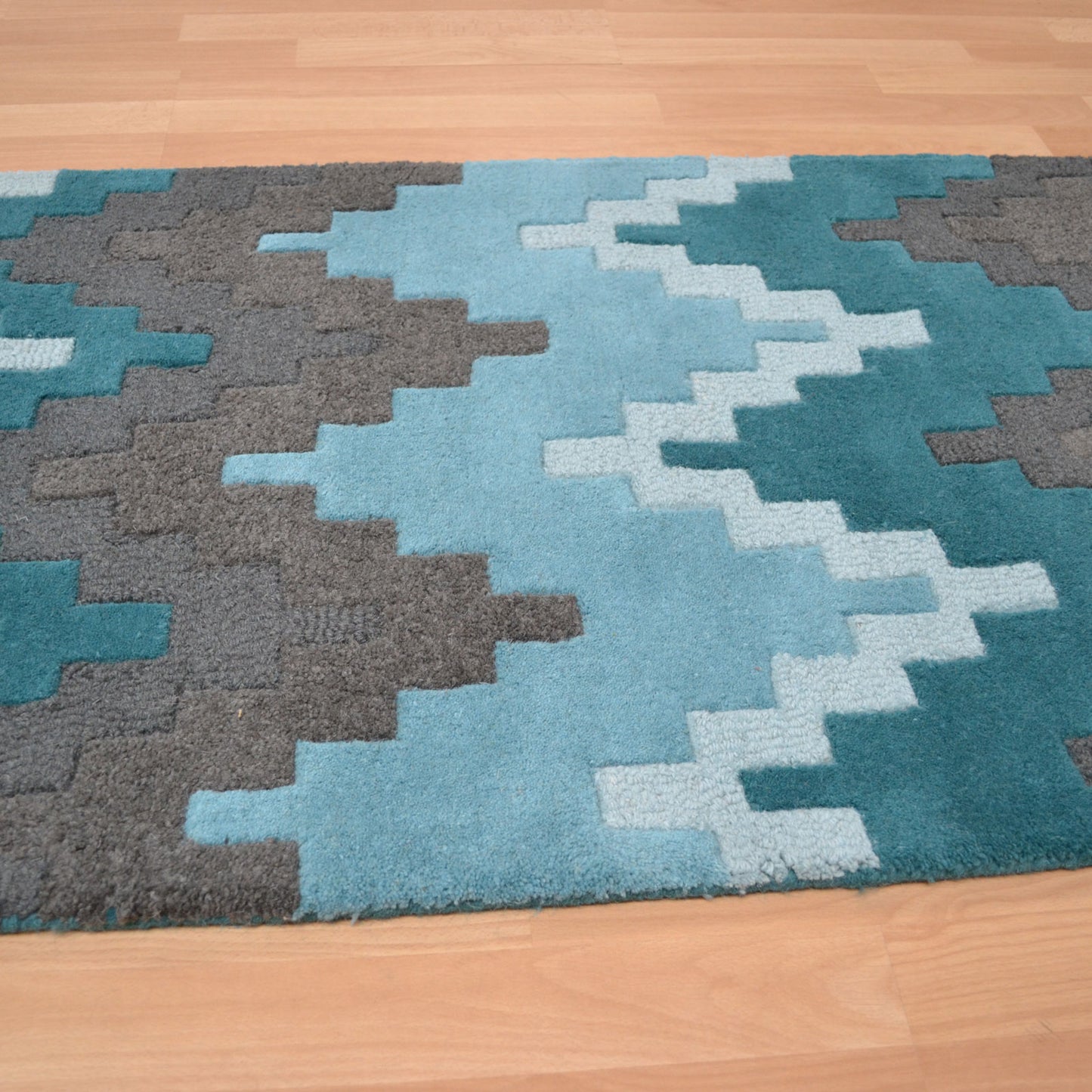 Matrix MAX21 Cuzzo Hallway Runner Rugs in Teal Blue