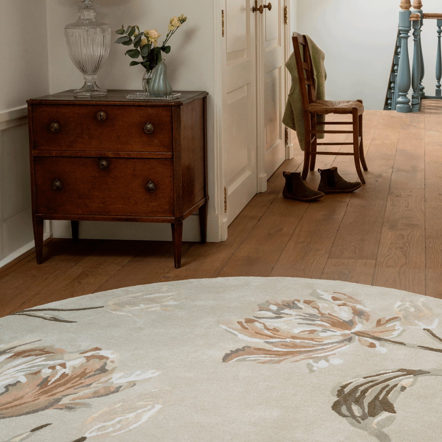 Gosford 081307 Circle Rug by Laura Ashley in Natural Sage Green