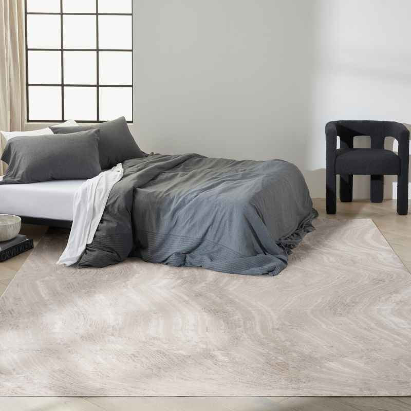 Calvin Klein IRR04 CK024 Irradiant Abstract Rug in Silver Grey