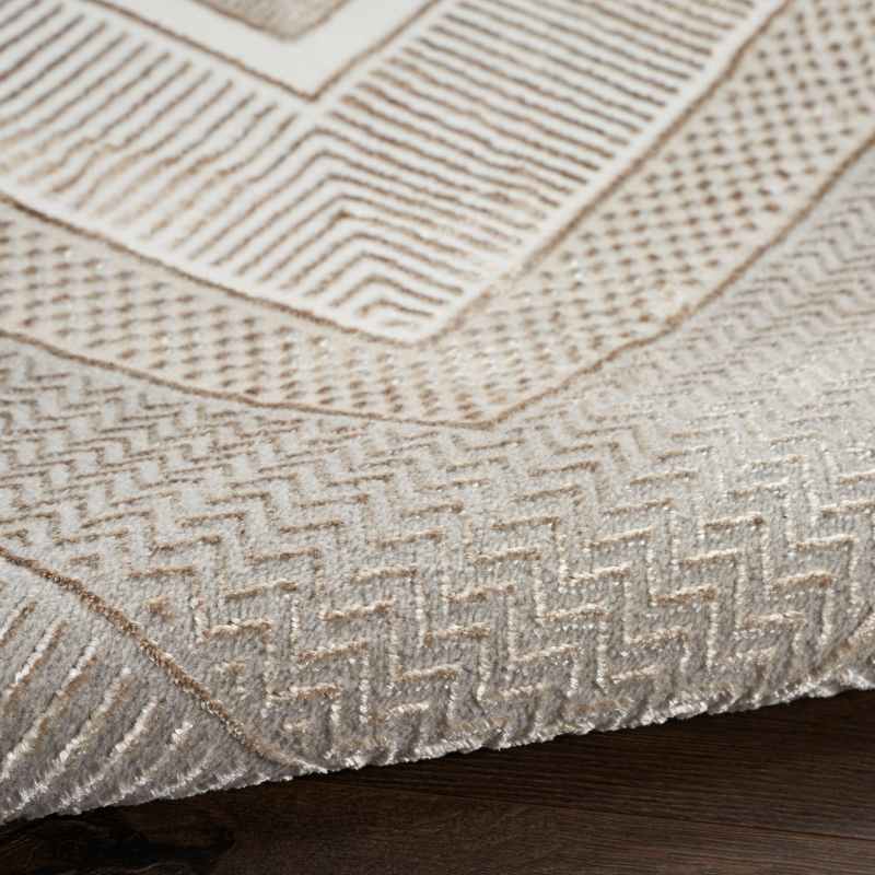 Glitz GLZ07 Geometric Runner Rugs by Nourison in Ivory White