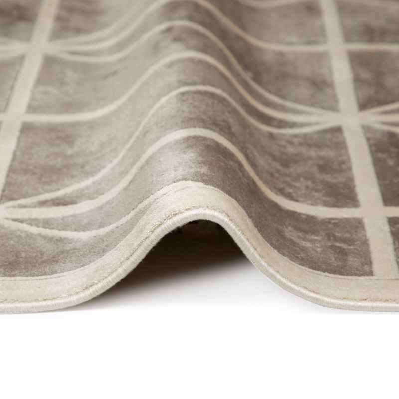 Lugano LUG02 Geometric Rugs by Concept Looms in Light Grey Anthracite