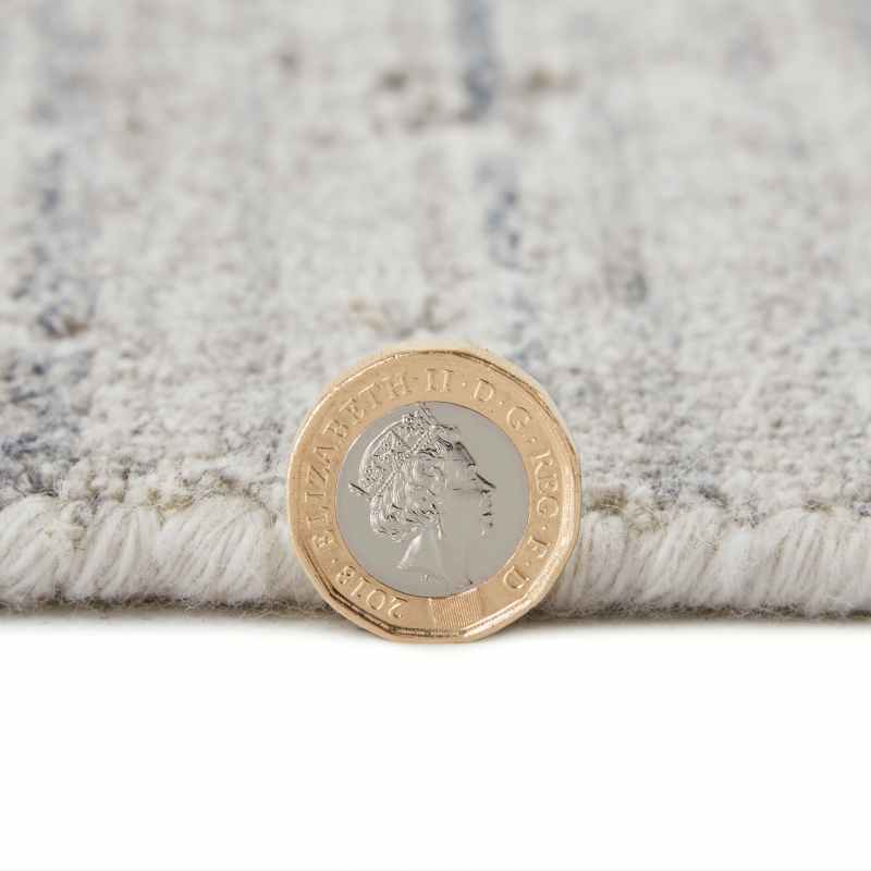 Dune DU155 Wave Wool Rugs by Concept Looms in White Light Blue
