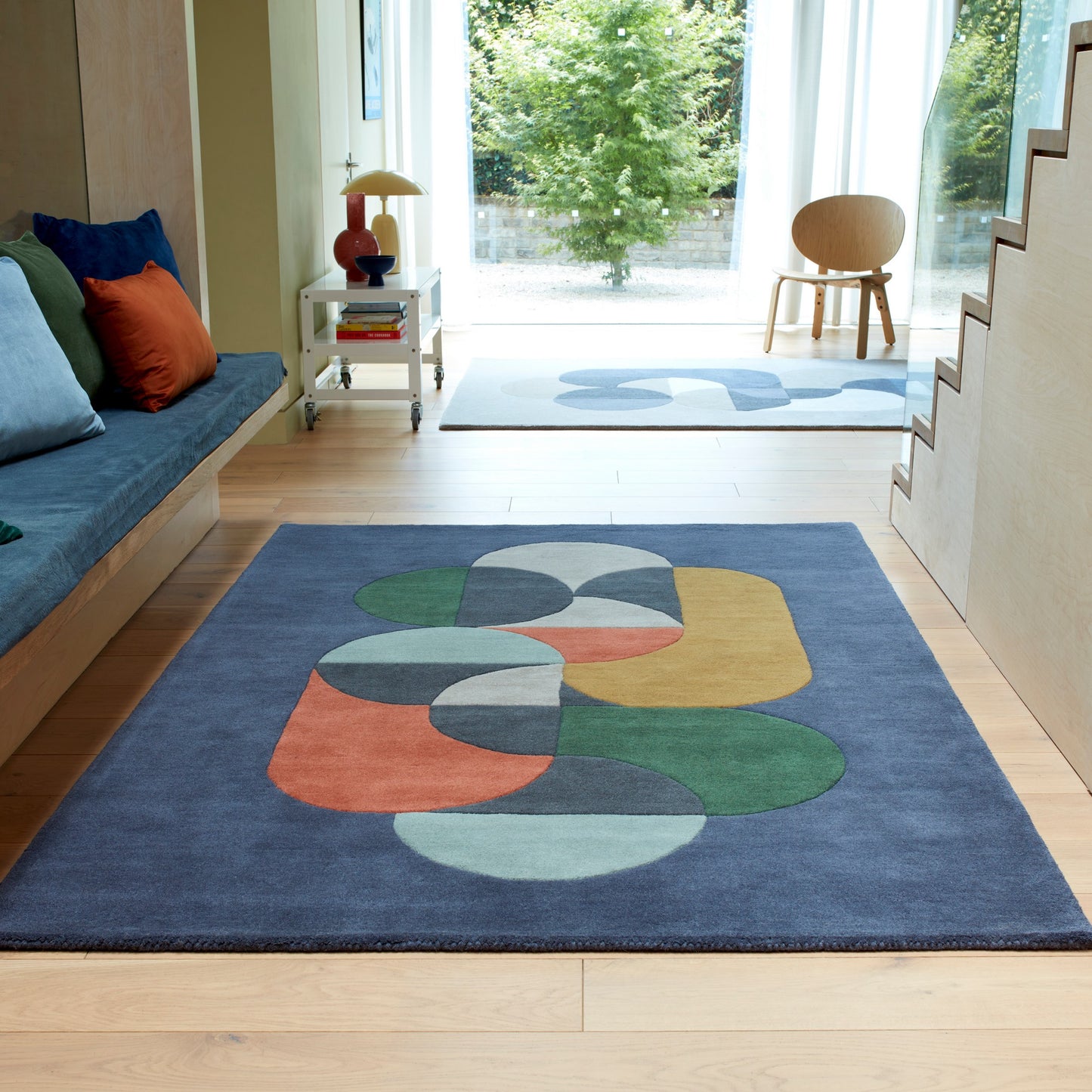 Matrix Statement MAX91 Wool Geometric Rugs in Navy Blue