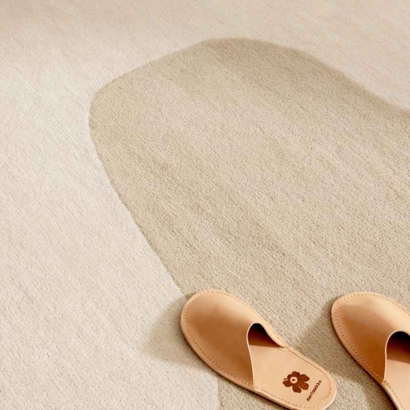 Seireeni Wool Abstract Rugs 132707 by Marimekko in Warm Beige