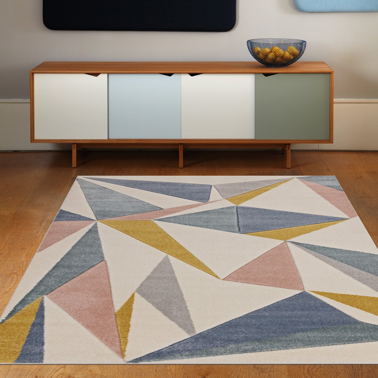 Sketch Kaledidoscope Geometric Carved Rugs in SK20 Pastel