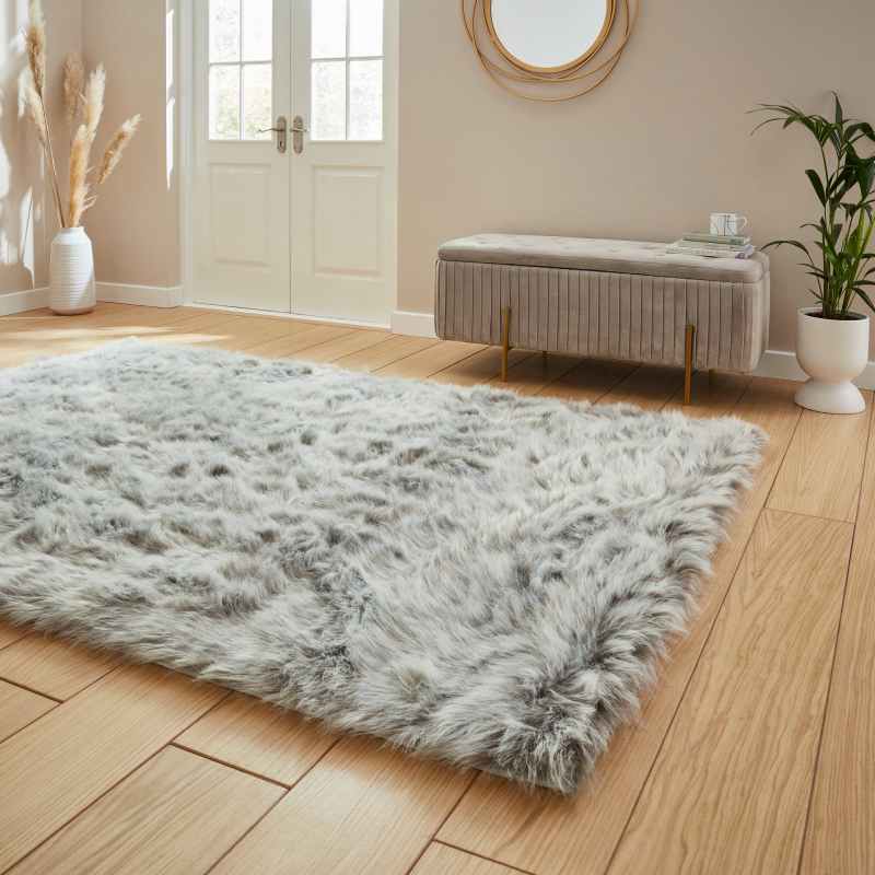 Polar Plush Soft Plain Textured Shaggy Rugs in Light Grey