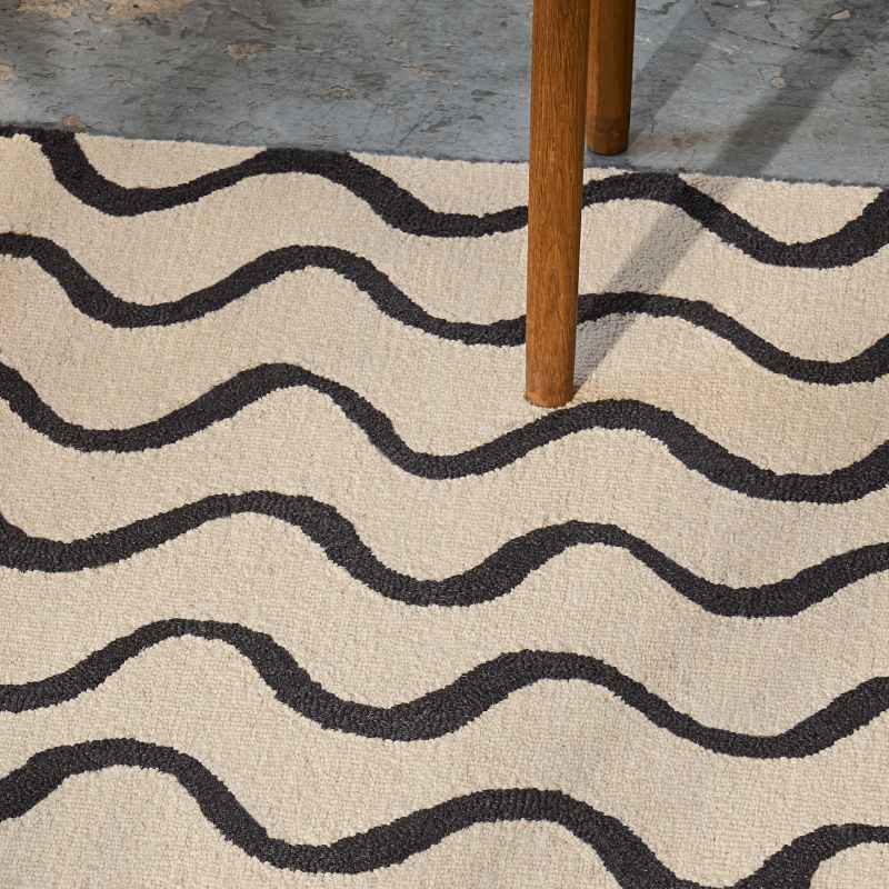 Ribbon Abstract Rugs 124305 by Scion in Charcoal Grey