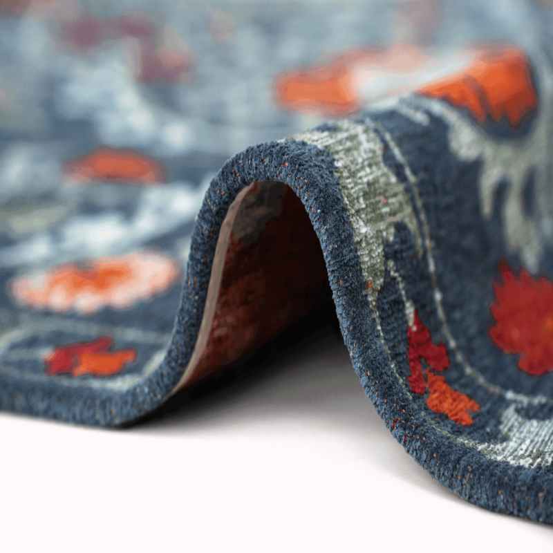 Louis De Poortere Antiquarian Suzani Rugs 9730 in Nordic
