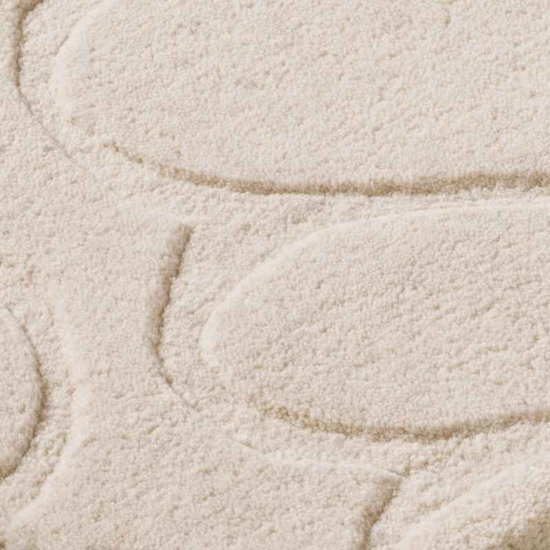 Coleby Petals Wool Rugs 078809 by Laura Ashley in Ivory Cream