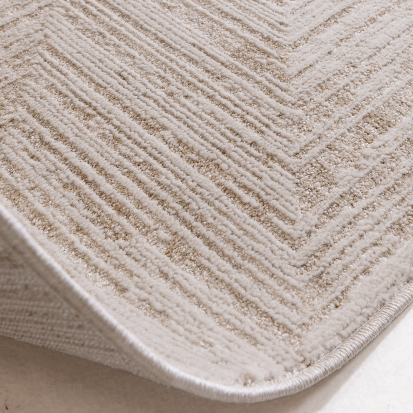 Anders Chevron AN12 Boho Shimmer Rugs in Beige Natural