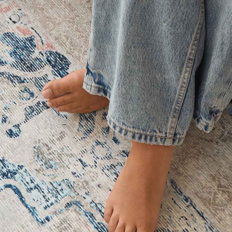 Classical Blue Eco Washable Traditional Runner Rugs by Hug Rug in Blue