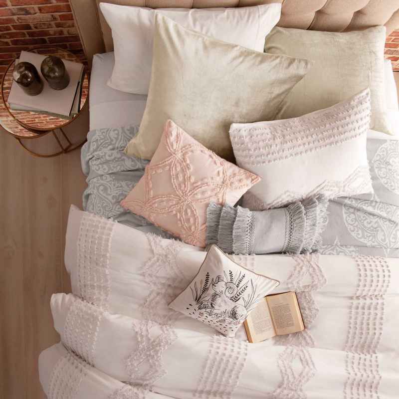 Cut Geo Bedding Duvet Cover and Pillowcase By Peri Home Lilac Purple