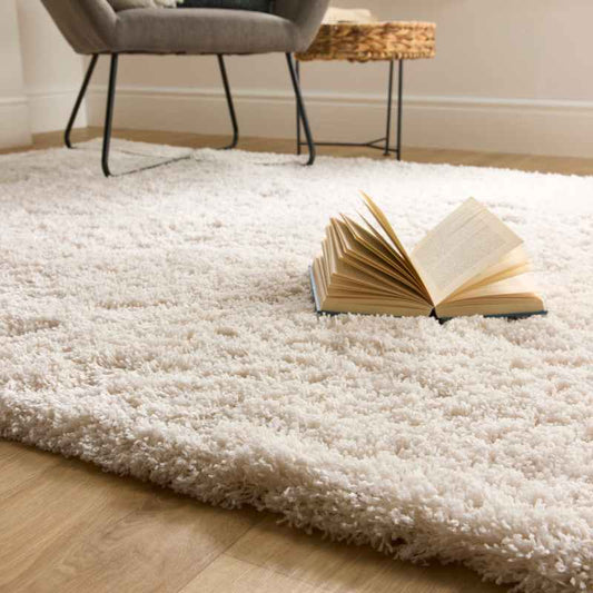 Origins Hadley Modern Plain Shaggy Rugs in Cream White