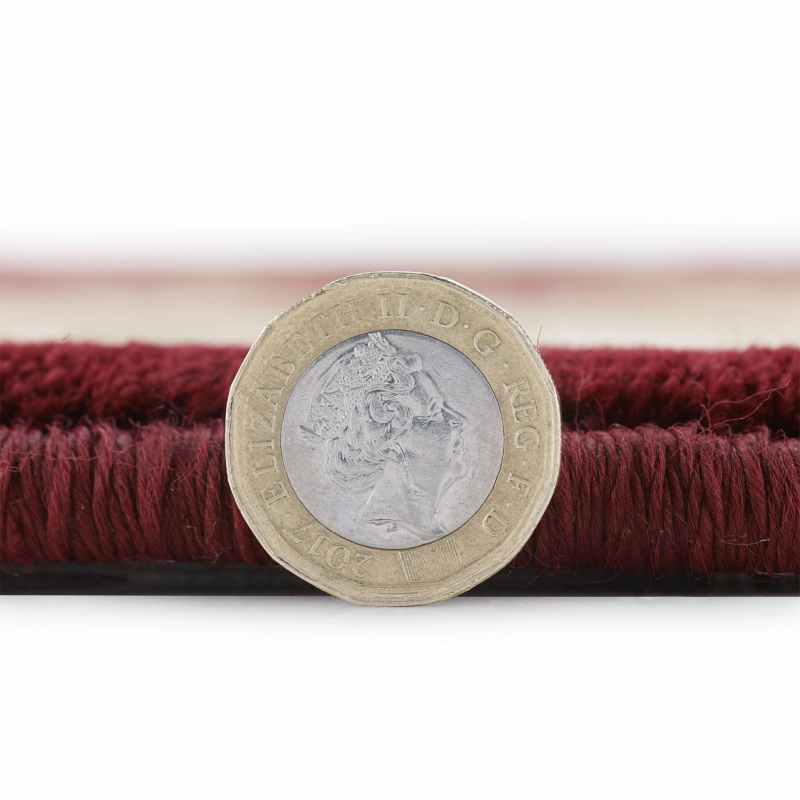 Kendra Traditional Round Circle Rug 45 M in Red