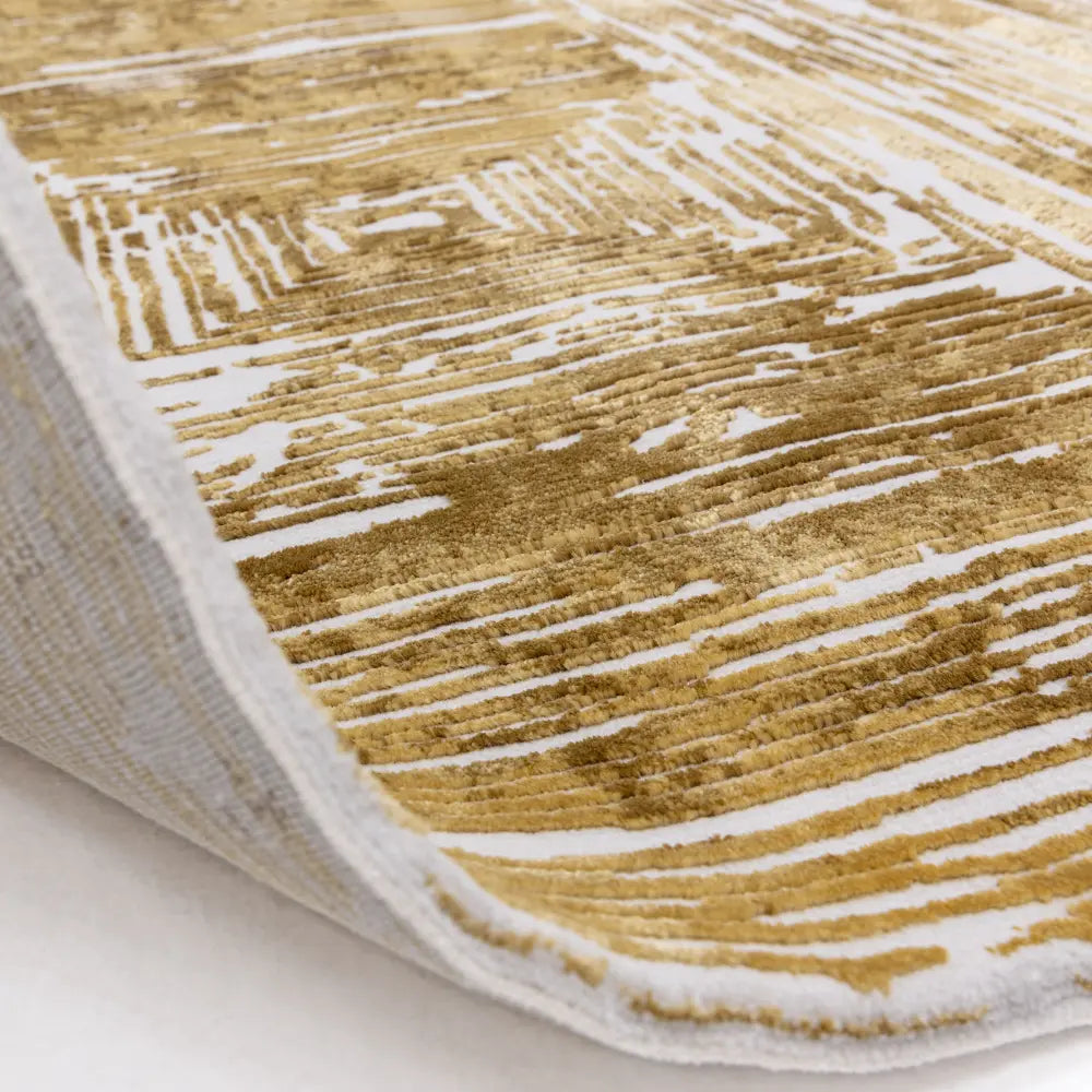 Kuza Portrait Gold Yellow/Gold