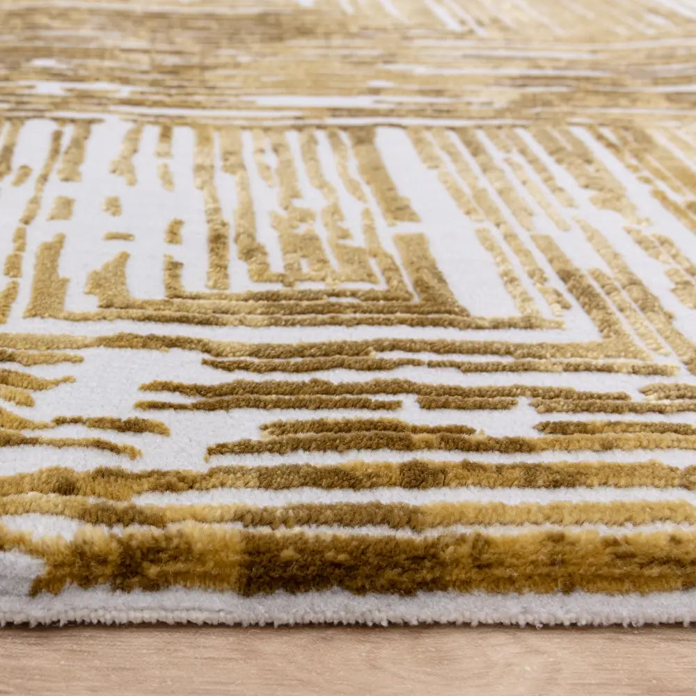Kuza Portrait Gold Yellow/Gold
