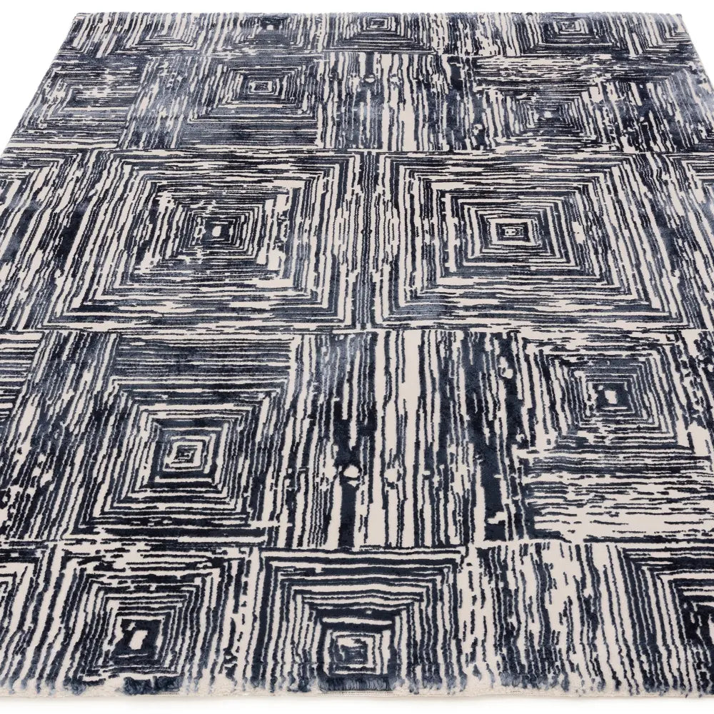 Kuza Portrait Navy Blue