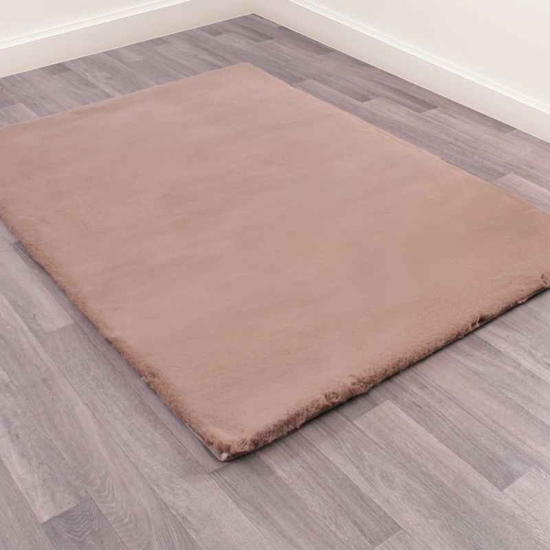 Luxe Faux Fur Modern Plain Rug in Beige