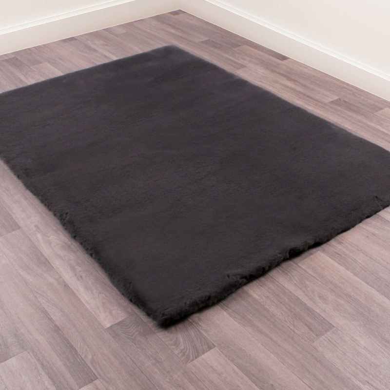 Luxe Faux Fur Modern Plain Rug in Charcoal Grey